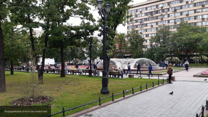 Москвичи не пришли на незаконный митинг Соболь в Новопушкинский сквер