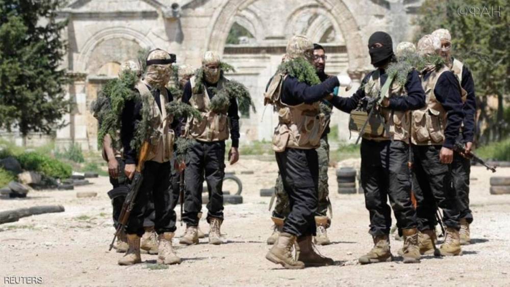 Сирия новости 14 июля 22.30: в Дейр-эз-Зоре обнаружено захоронение жертв боевиков, в Хаме продолжаются столкновения