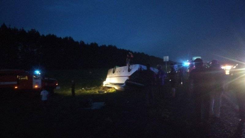 Водитель перевернувшегося в Башкирии автобуса назвал причиной аварии ливень