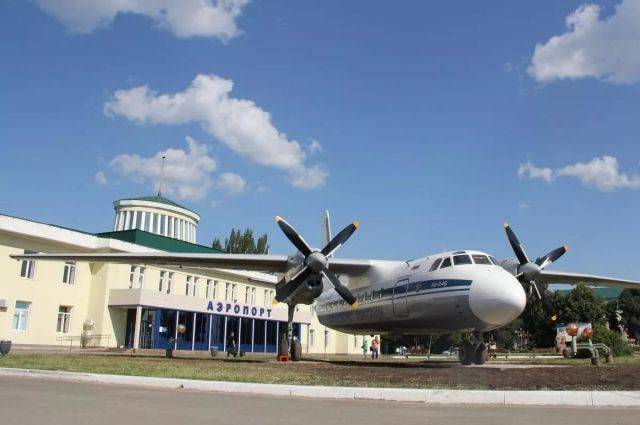 Аэропорт Саратова возобновил работу после инцидента с Як-42