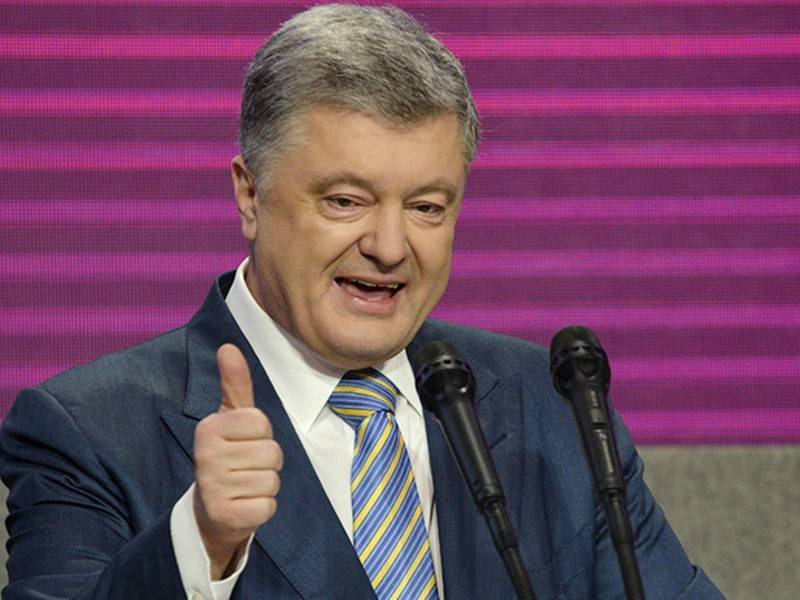 Порошенко обвинил Зеленского в попытке вернуть к власти команду Януковича