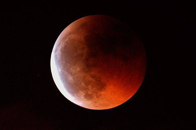 Эксперт сообщил, что следующую «кровавую» Луну россияне увидят в 2025 году