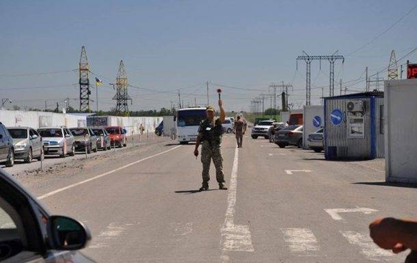 На КПП «Майорское» эвакуированы люди из-за сообщения о минировании | Новороссия