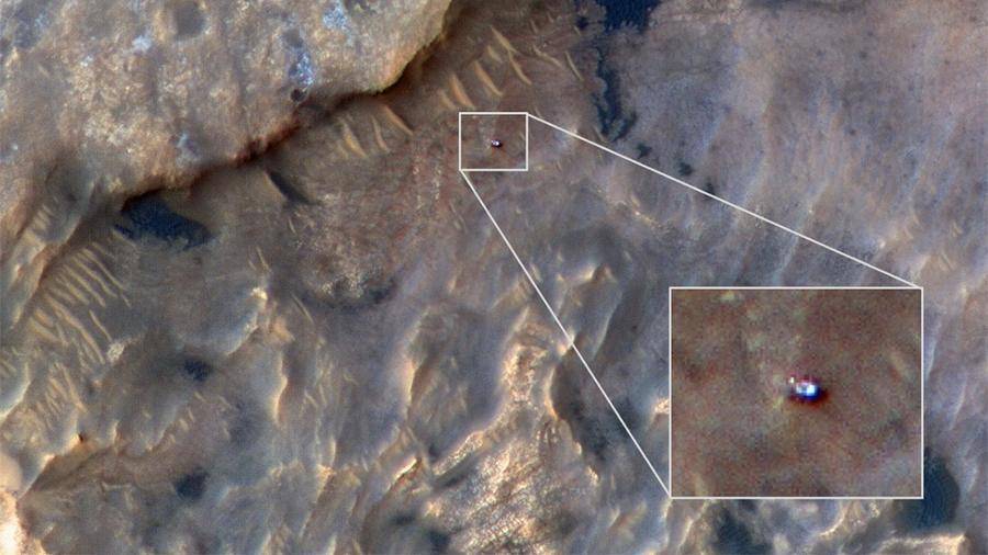 NASA опубликовало сделанный с орбиты Марса снимок аппарата Curiosity