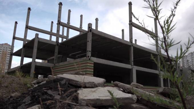 В Приморском районе приостановлено строительство школы: подрядчик нарушил сроки