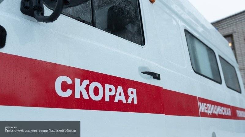 Автобус с пассажирами и грузовик столкнулись на трассе в Якутии
