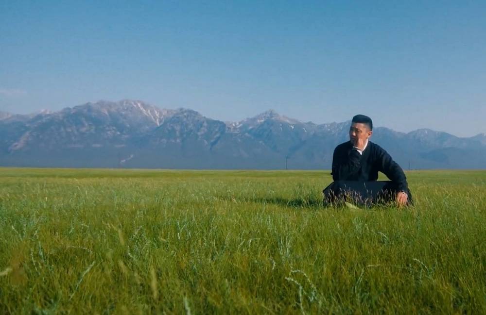 Чингис Раднаев стал новым героем цикла документальных фильмов «Поколение»