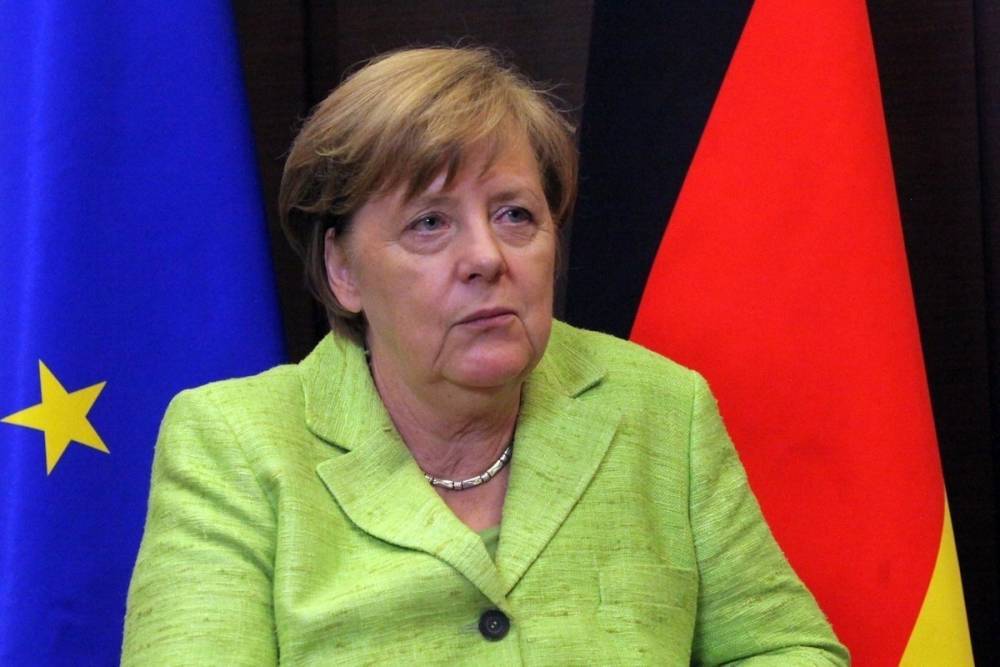 В правительстве Германии объяснили тяжелое дыхание Меркель - МК