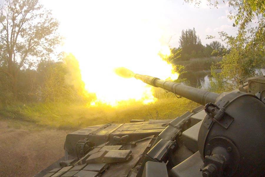 Украинские оккупанты за неделю выпустили по территории ДНР около 1800 боеприпасов | Новороссия