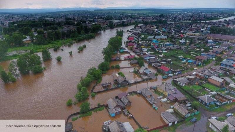 Россияне отправили 5,5 тысяч посылок пострадавшим от паводка в Приангарье