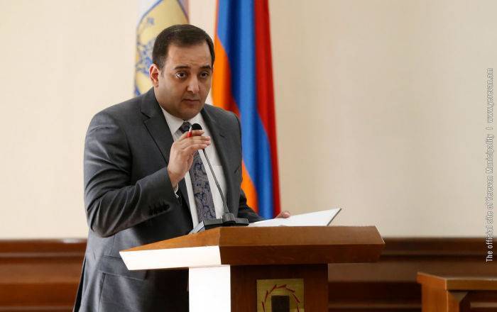 Глава управления по охраны природы мэрии Еревана решил подать в отставку