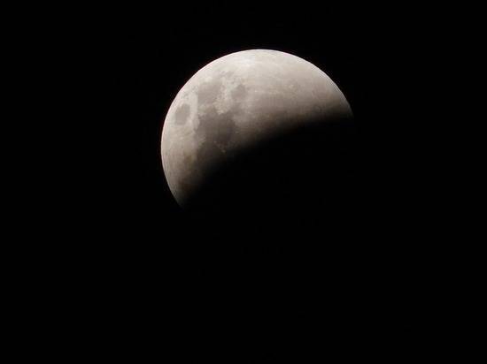 Лунное затмение 16 июля: астрологи объяснили, как подготовиться
