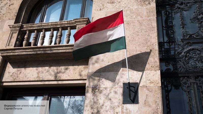 Украина обвинила Венгрию во вмешательстве во внутренние дела страны