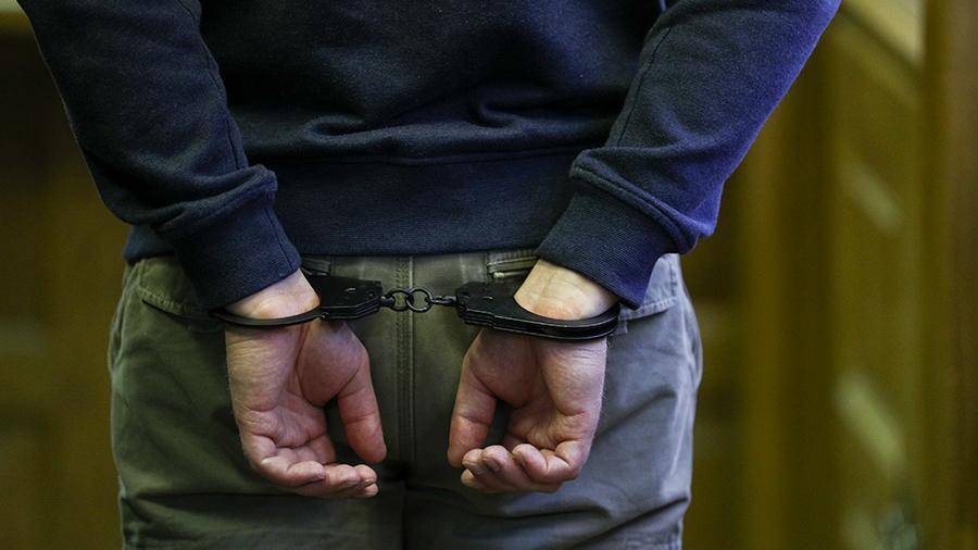 Киевский педофил изнасиловал юного промоутера в подсобке. РЕН ТВ