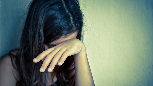 Четверо подростков подозреваются в изнасиловании 11-летней девочки