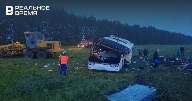 Следком допрашивает владельца фирмы-перевозчика разбившегося автобуса из Татарстана