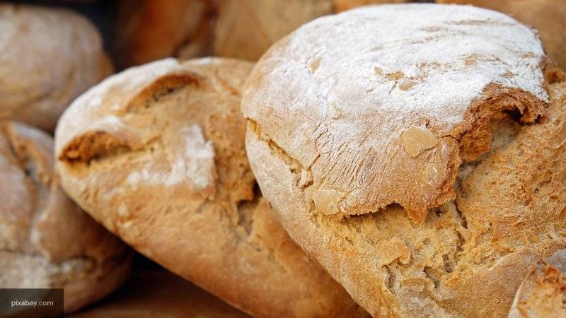 Роспотребнадзор рассказал россиянам, как нужно выбирать хлеб