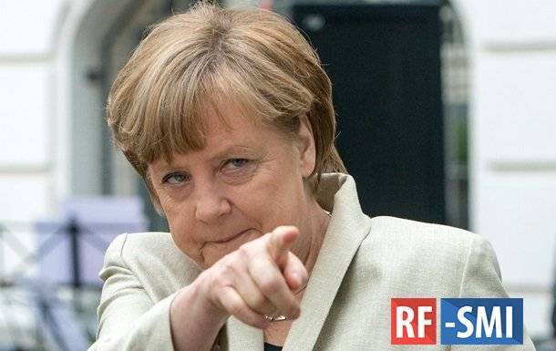 Нужно подражать организаторам покушения на Гитлера — Меркель
