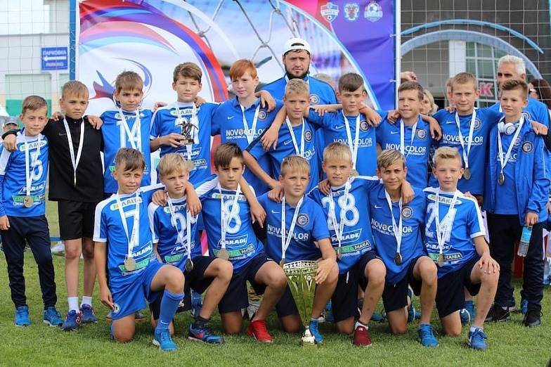 Юные футболисты из Каменска-Шахтинского выиграли международный турнир в Минске