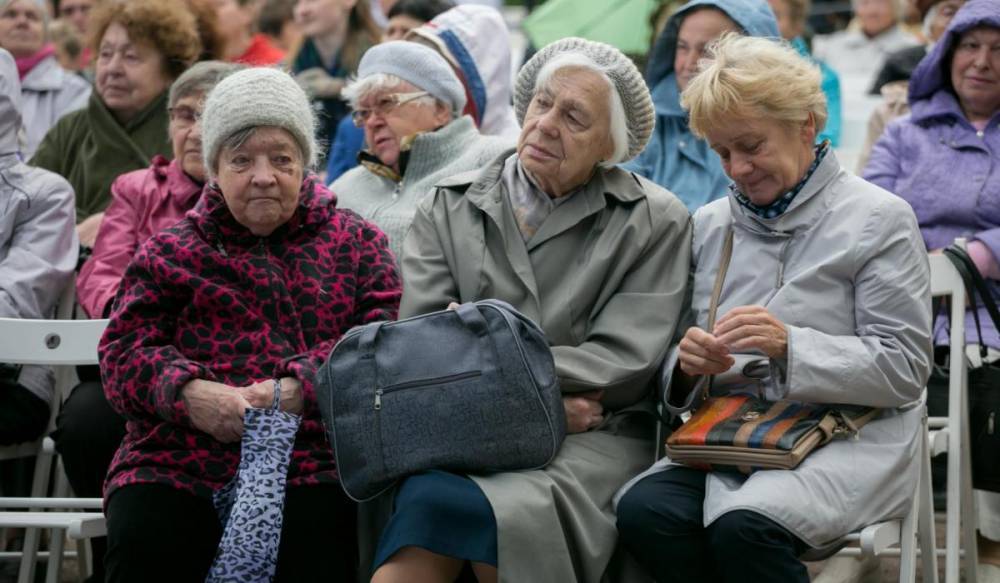 Более трети граждан России не знают о дополнительном доходе после выхода на пенсию