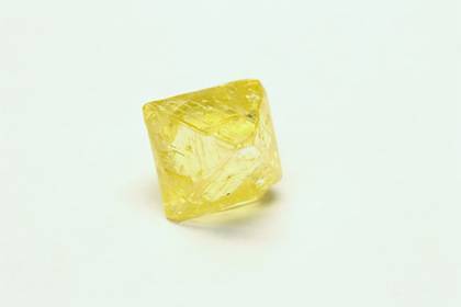 В российской шахте откопали уникальный алмаз