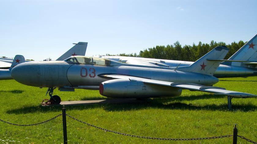 Старый Як-26 оставил не у дел израильские истребители