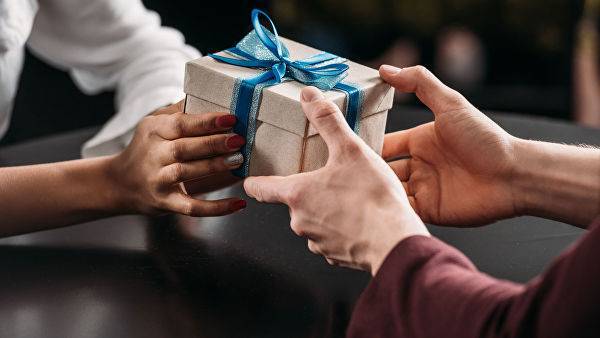 Эксперты рассказали, когда нужно делать подарки — Информационное Агентство "365 дней"