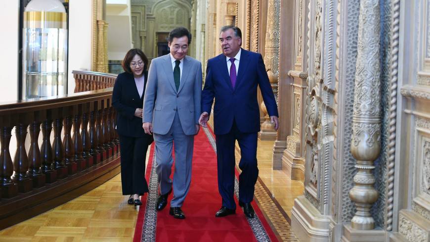 Рахмон: Сеул занимает достойное место в политике Душанбе