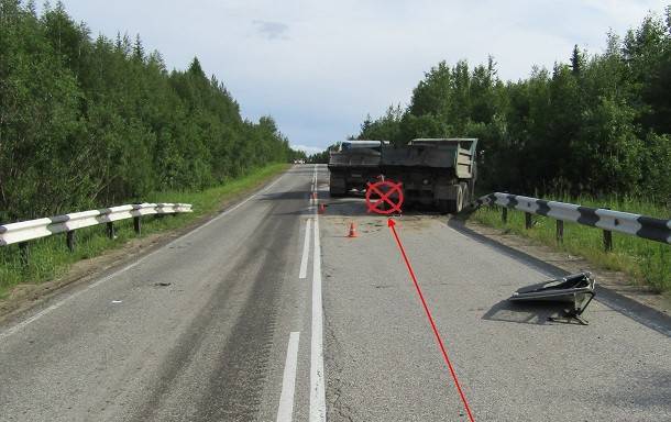 Под Сосногорском столкнулись два грузовика