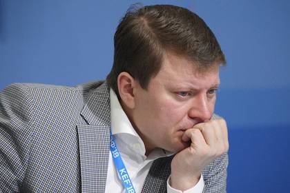 Российский мэр подарил чиновникам «подметалки-погоняйки»