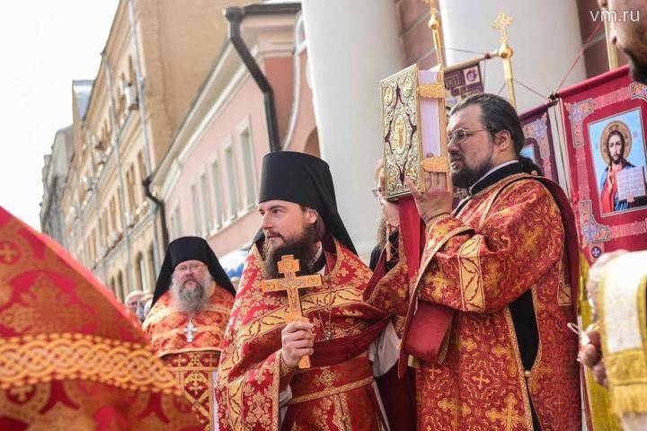 Крестный ход от Успенского собора до памятника князю Владимиру пройдет 28 июля