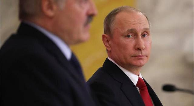 Помогут ли Путину и Лукашенко советы монастырских старцев?