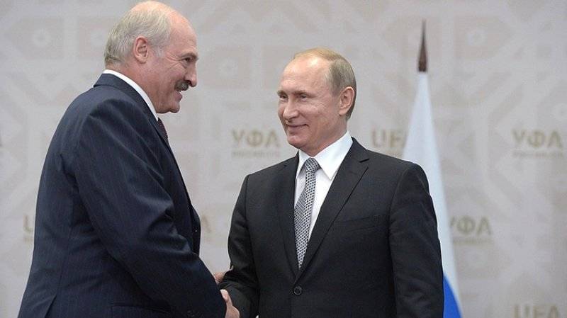 Глава Белоруссии Лукашенко прибыл в Петербург