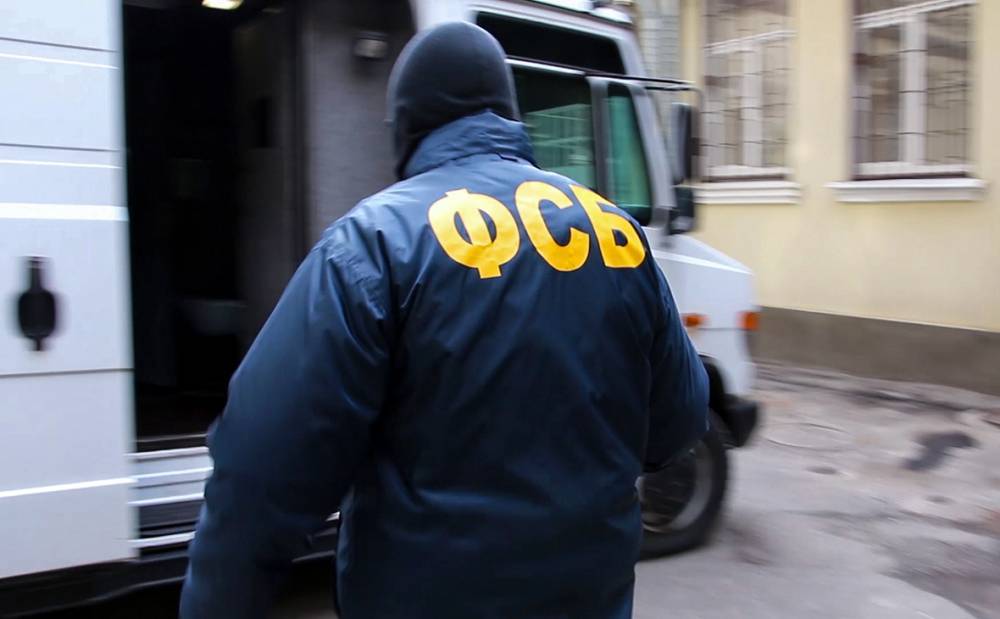 Фигурантов дела полковника ФСБ, обвиняемого в мошенничестве, объявили в международный розыск