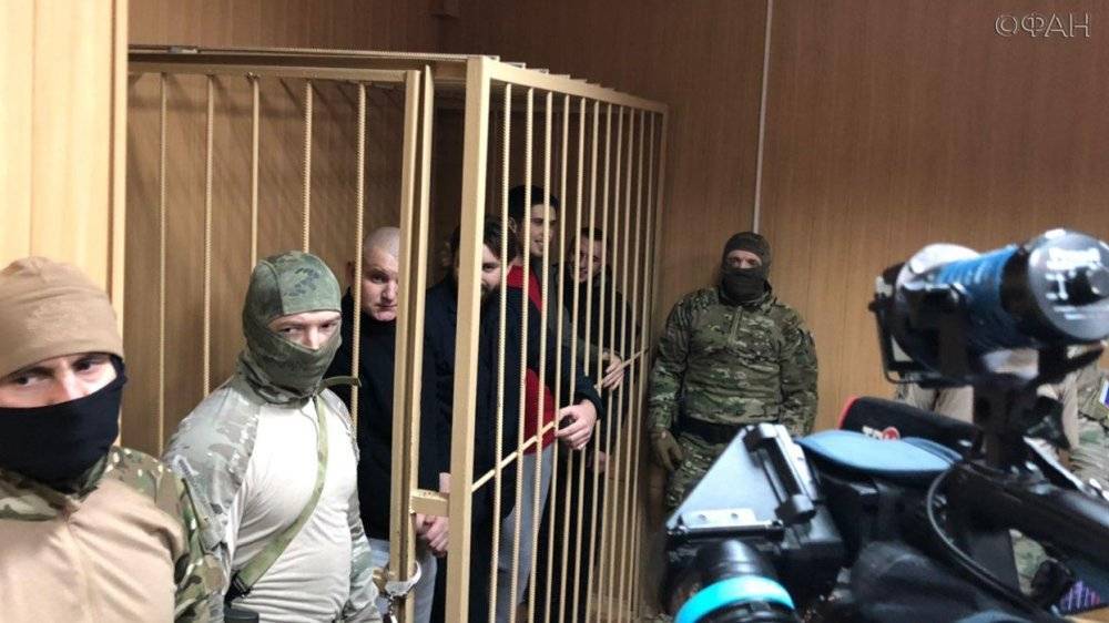 Суд Москвы продлил арест 13 украинским морякам
