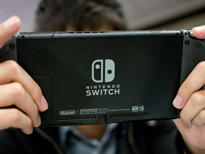 Nintendo анонсировала Switch с улучшенной батареей