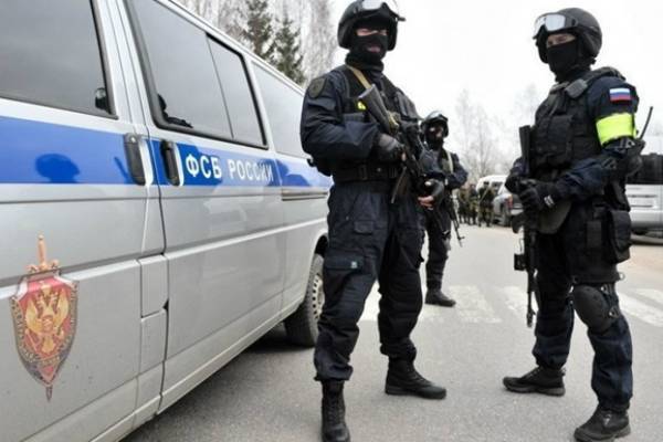 Задержанные за разбой сотрудники ФСБ дали признательные показания
