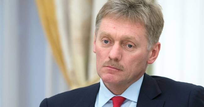 Песков: В Кремле пока нет позиции по поводу изменения конституции