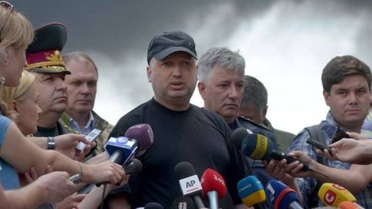 Жириновский прокомментировал заявление Турчинова о Крымском мосте