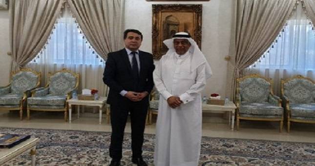 Катарская компания намерена наладить импорт таджикского мёда и питьевой воды