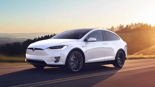 «Некондиционная» Tesla Model X обошлась российскому продавцу в 20 млн