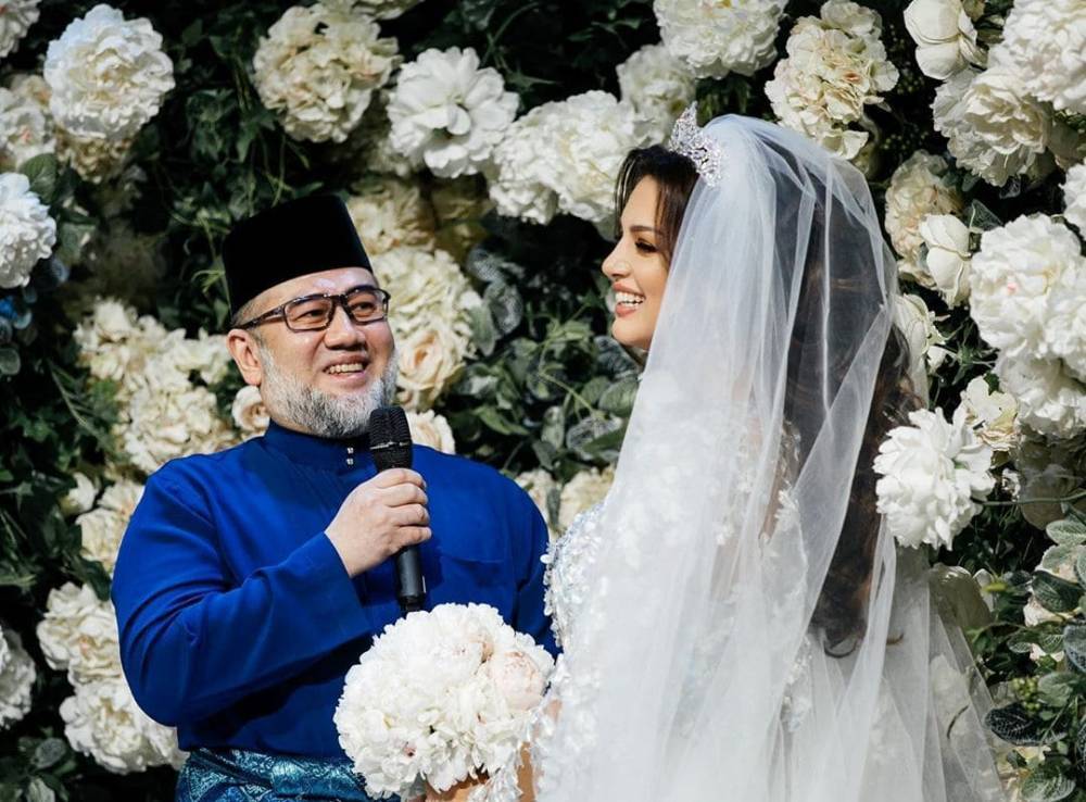 "Взбесила дворец": СМИ назвали возможную причину развода "Мисс Москва" и экс-короля Малайзии