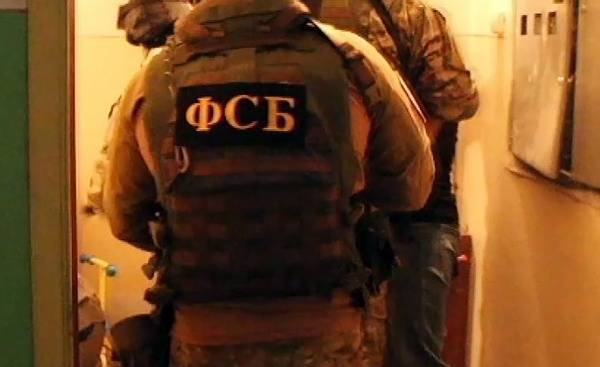 Сотрудники ФСБ обвиняются по делу о разбое и хищении не менее 136 млн руб.