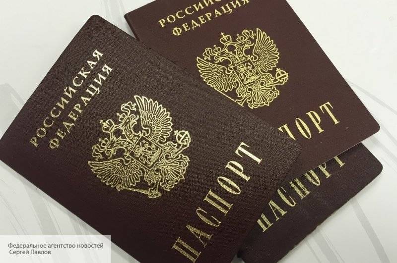 В ЛНР создадут электронную очередь на получение российских паспортов