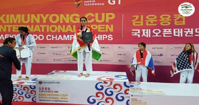 Представительница Таджикистана завоевала «золото» международного турнира по  таэквондо
