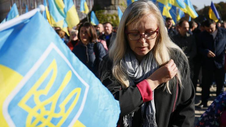 Эксперт: тотальная украинизация превращает страну в гуманитарный концлагерь