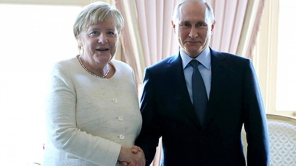 Путин сделал исключение для Меркель в поздравлении с юбилеем и перешёл на "ты"