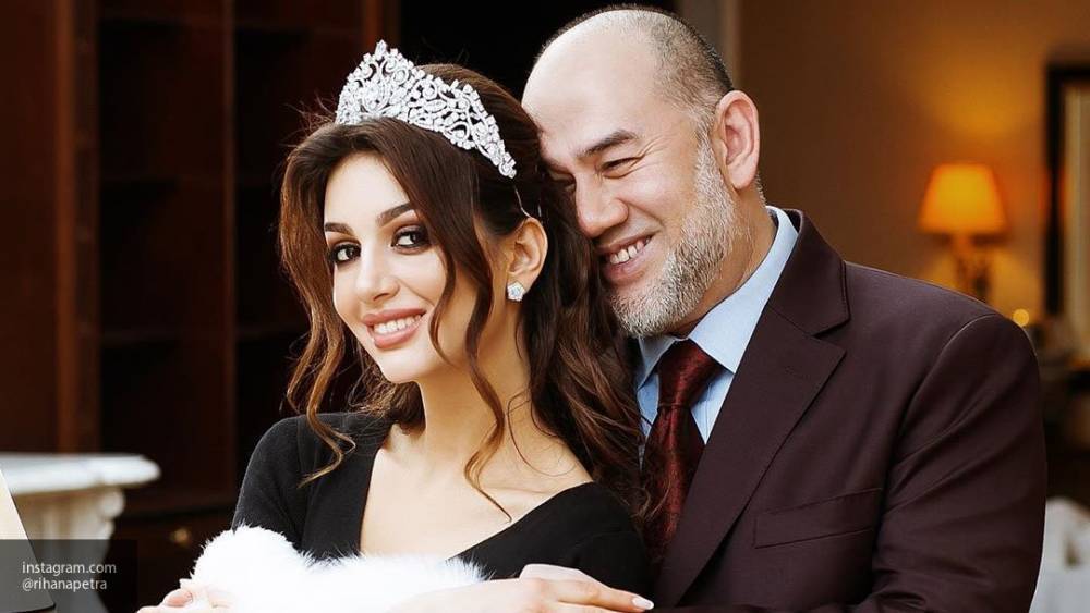 Адвокат «Мисс Москва-2015» опроверг новости о ее разводе с бывшим королем Малайзии