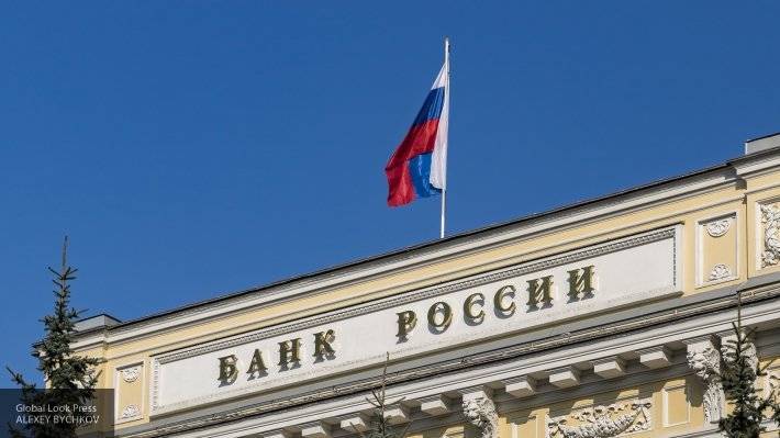 Динамика прибыли российских банков в первом полугодии превысила 1 трлн рублей