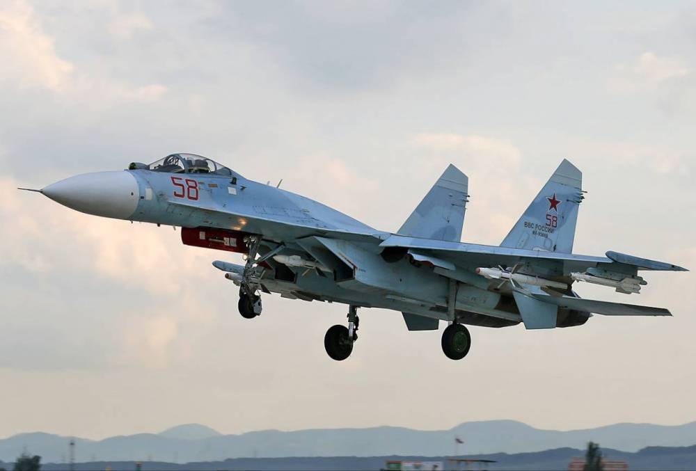 Российский самолет нарушил воздушное пространство одной из стран Евросоюза